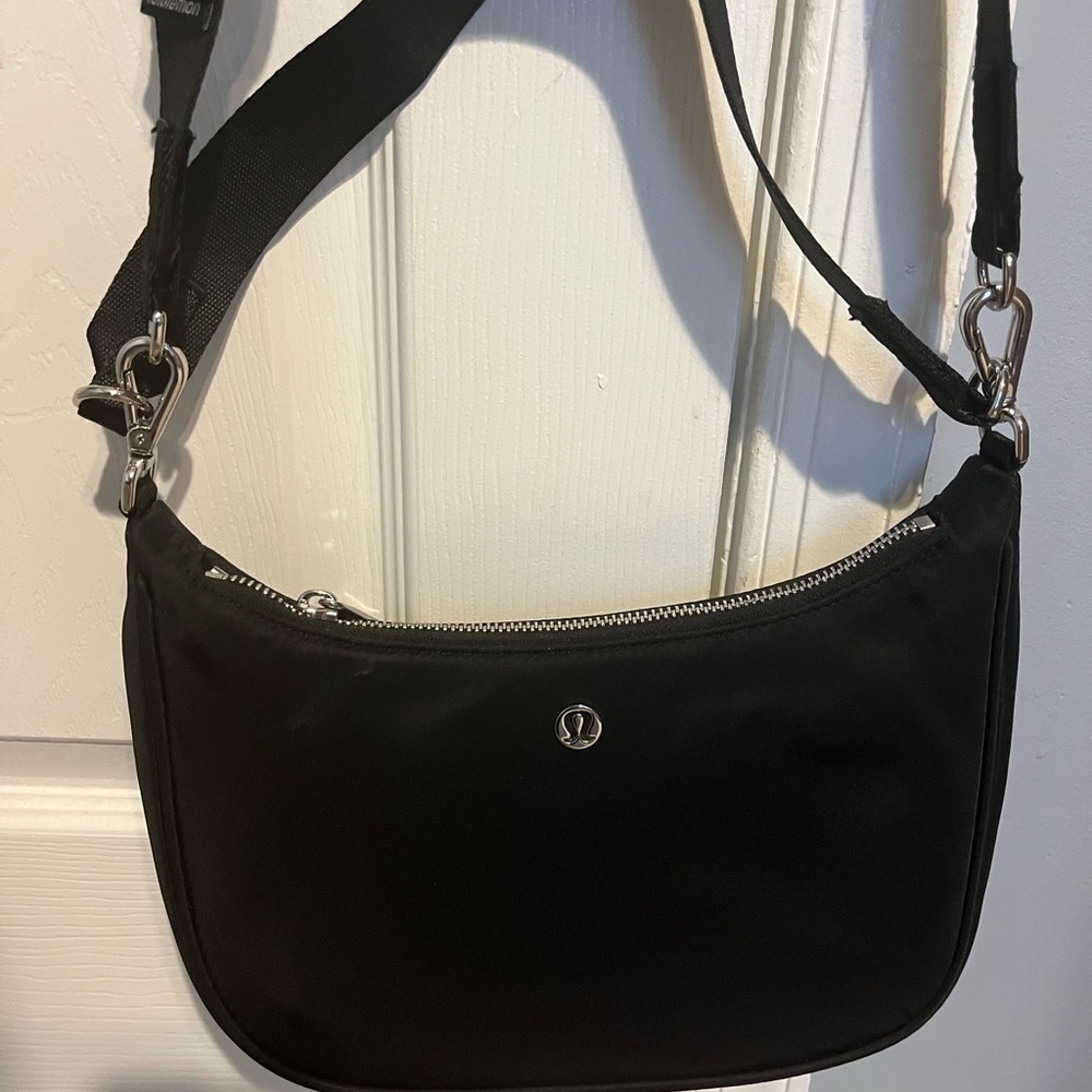 lululemon athletica Black Crossbody Bag/w shoulder strap